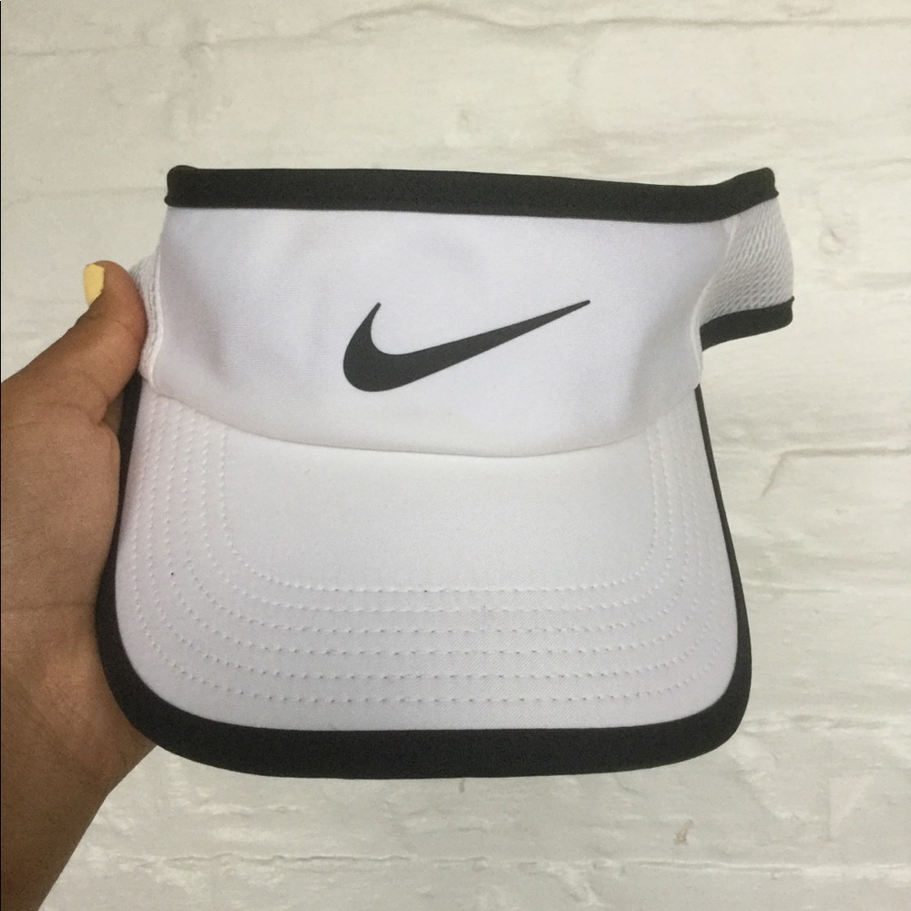 Nike visor